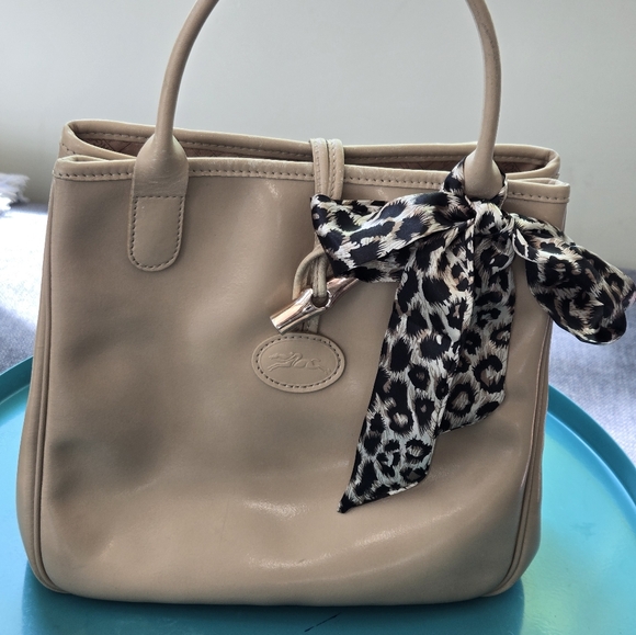 Meet your Posher, Rebecca - Picture 14 of 16